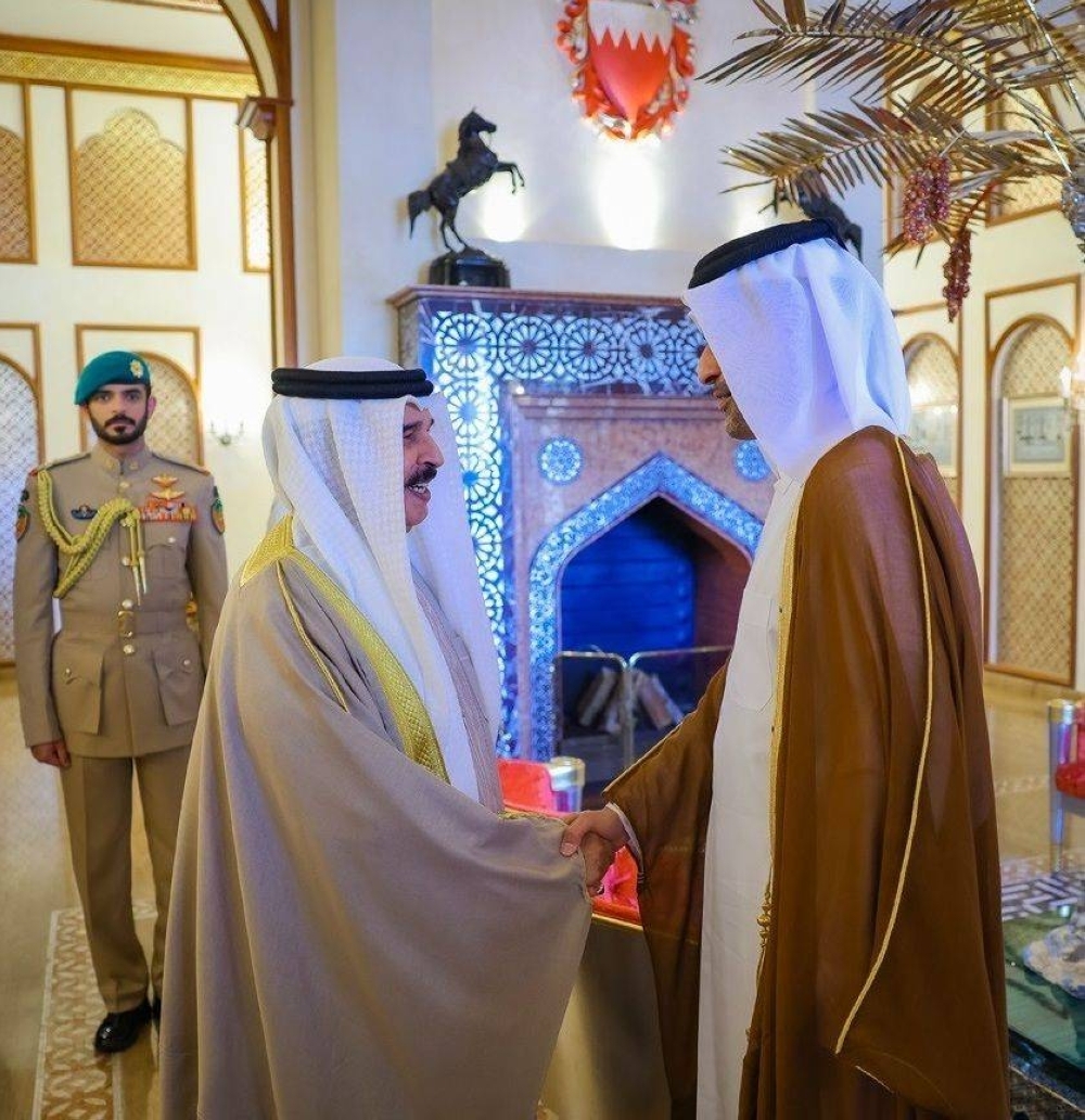 Minister of Transport meets King of Bahrain and Bahraini minister