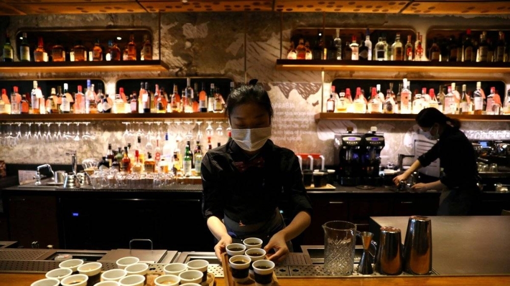 Starbucks to cut prices in China as competition intensifies