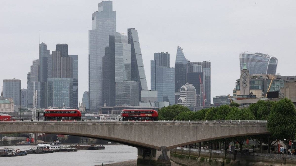 UK economy contracts 0.3% in April as tariffs, tax hike kick in