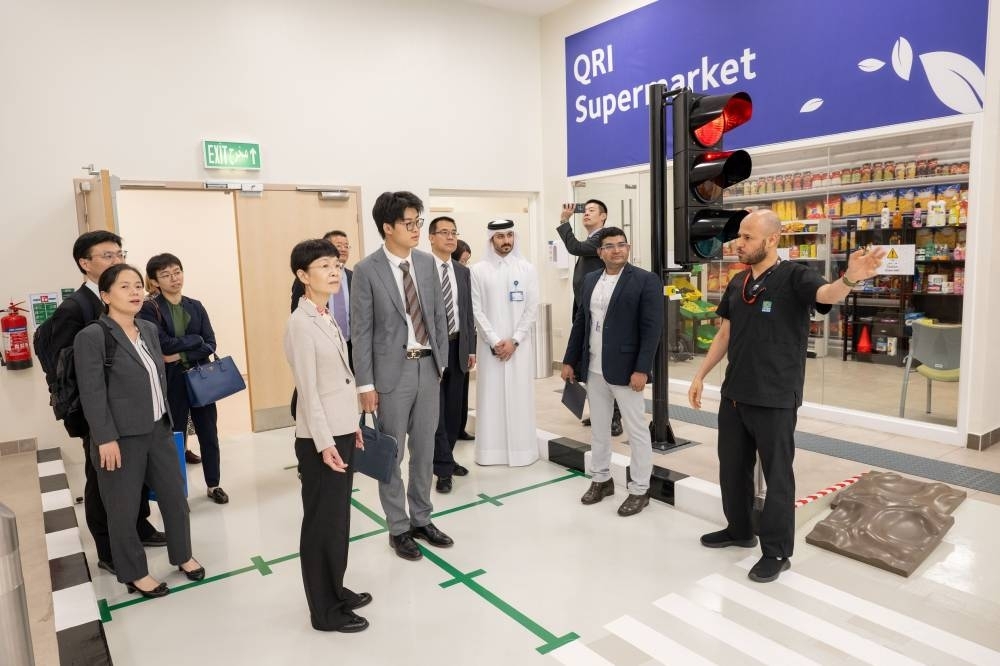 Chinese delegation visits HMC facilities, discusses cooperation