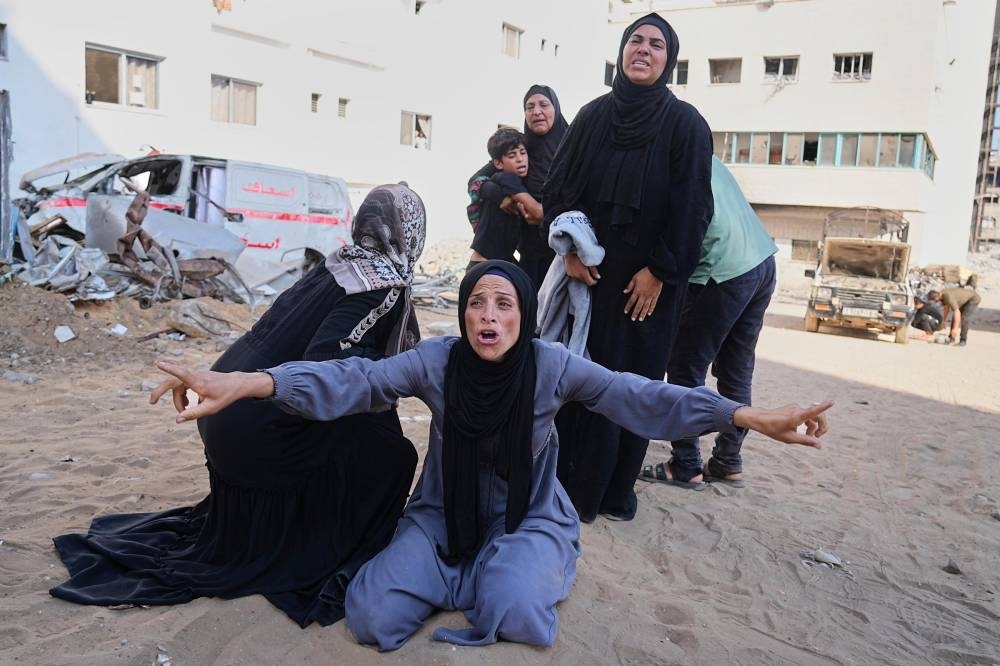 Israeli forces kill 69 Palestinians in Gaza, including 29 seeking aid: Health officials