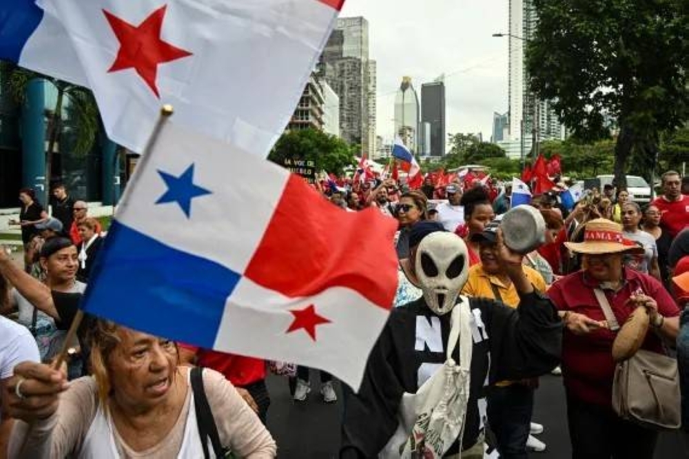 Panama declares emergency over banana region unrest