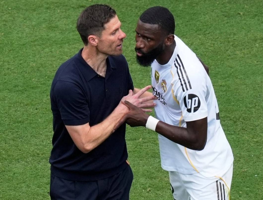 Alonso says FIFA investigating alleged racist abuse of Antonio Rudiger