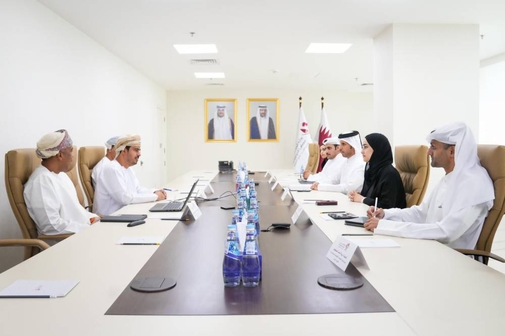 MoL undersecretary hosts Omani delegation to deepen strategic ties