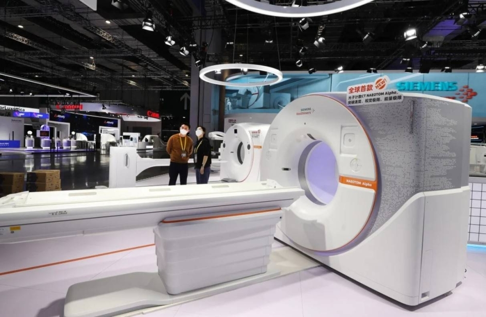 China bans EU firms from medical device contracts
