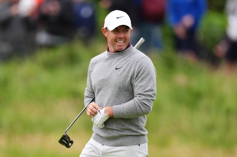 McIlroy rewards fans with strong Open start