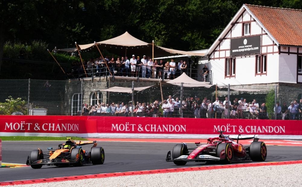 Norris snatches Spa pole; Verstappen wins sprint