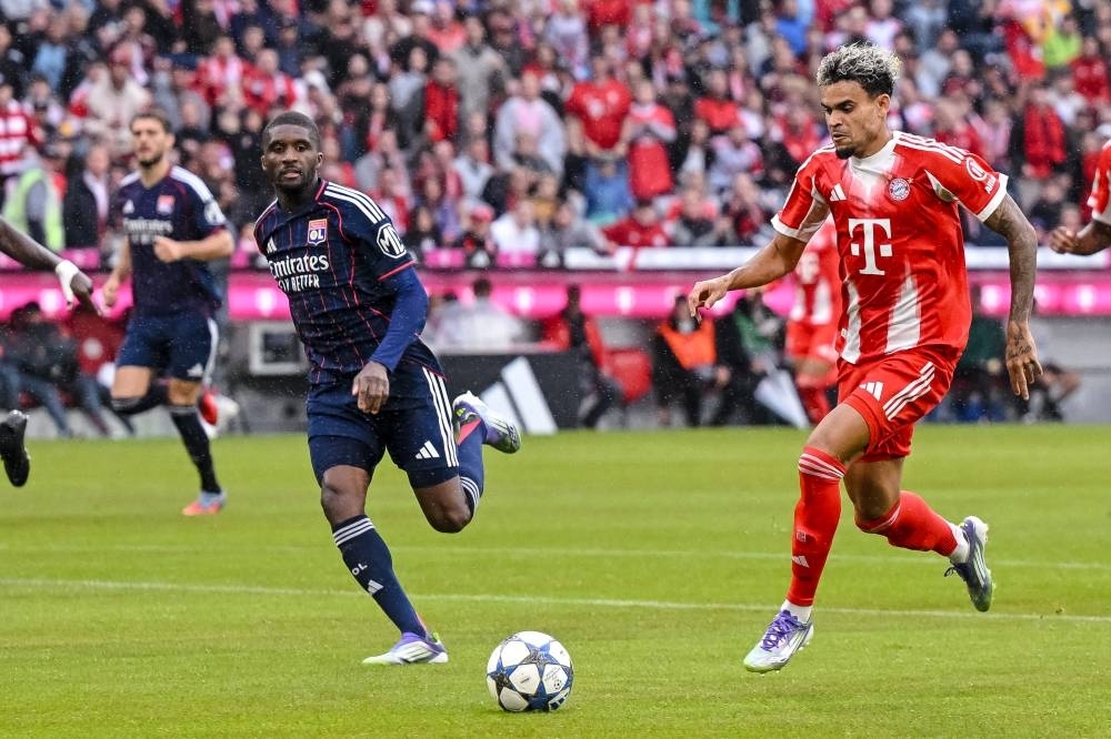 Diaz makes debut as Bayern beat Lyon 2-1