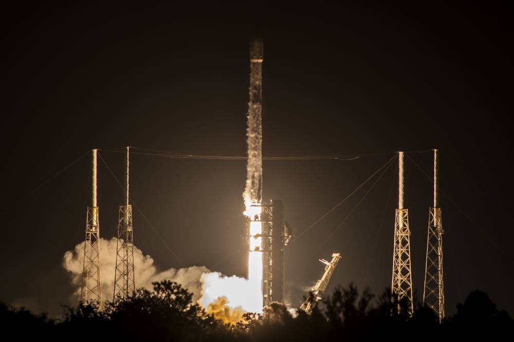 SpaceX launches 28 new Starlink satellites