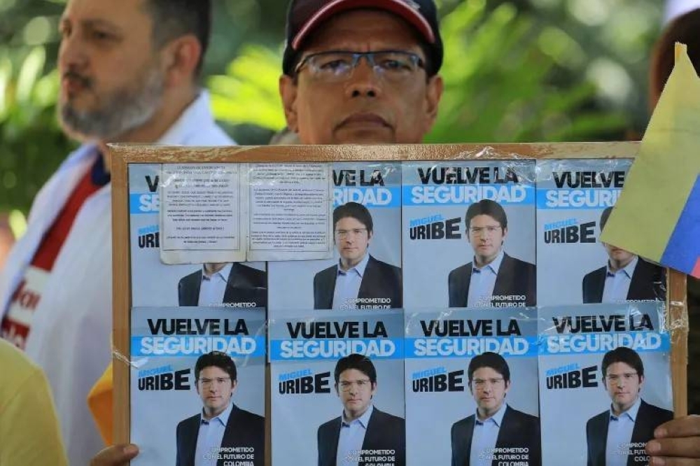 Colombian presidential hopeful Turbay dies in hospital months after shooting