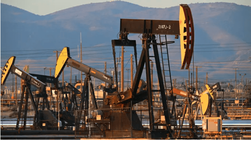 Oil prices may fall below $60: EIA