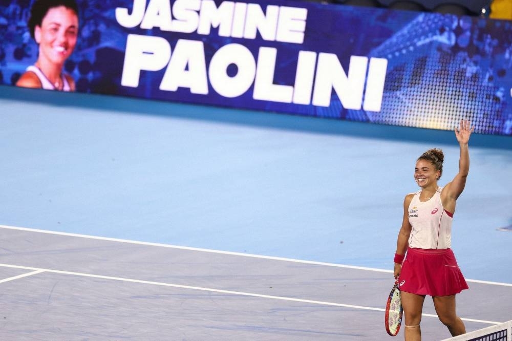 Paolini outlasts Gauff in gritty Cincinnati QF