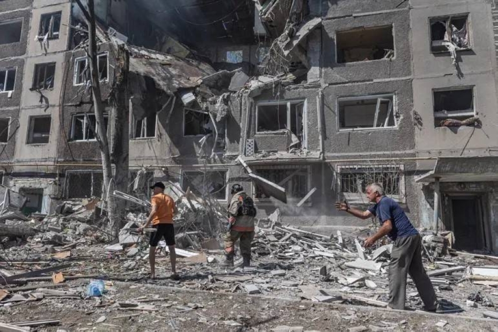 Three dead in Russian rocket attack on Ukrainian city near front line
