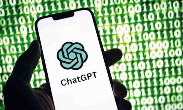 كيف يتسبب «شات جي بي تي» بالخلافات الأسرية..خبراء يجيبون