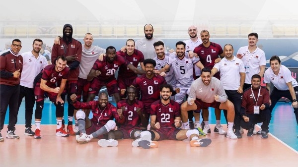 أدعم الكرة الطائرة يتأهل إلى نصف نهائي بطولة غرب آسيا