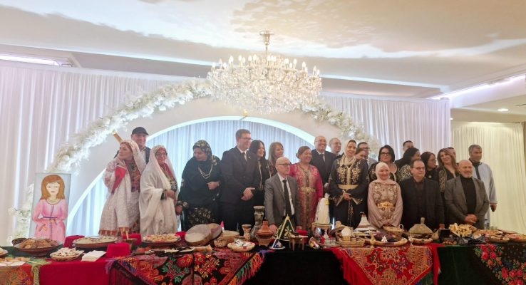 هولندا ...اِحتضان أوتريخت لحفل أمازيغي مغربي