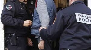 أمن طنجة يوقف شخصا من أجل نشر محتويات رقمية وتسجيلات صوتية تتضمن معطيات مغلوطة وزائفة