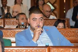 أعضاء وموظفين بمجلس جماعة الرباط يطالبون بمقاضاة مهداوي بسبب تصريحاته حول تقديم رشاوي في امتحانات الكفاءة المهنية