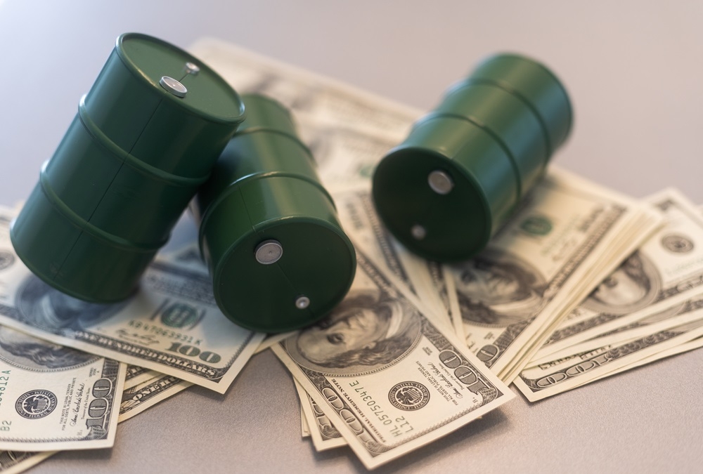 أسعار النفط تتقلب وسط تحذيرات ترامب وتضارب التقارير عن وقف إطلاق النار