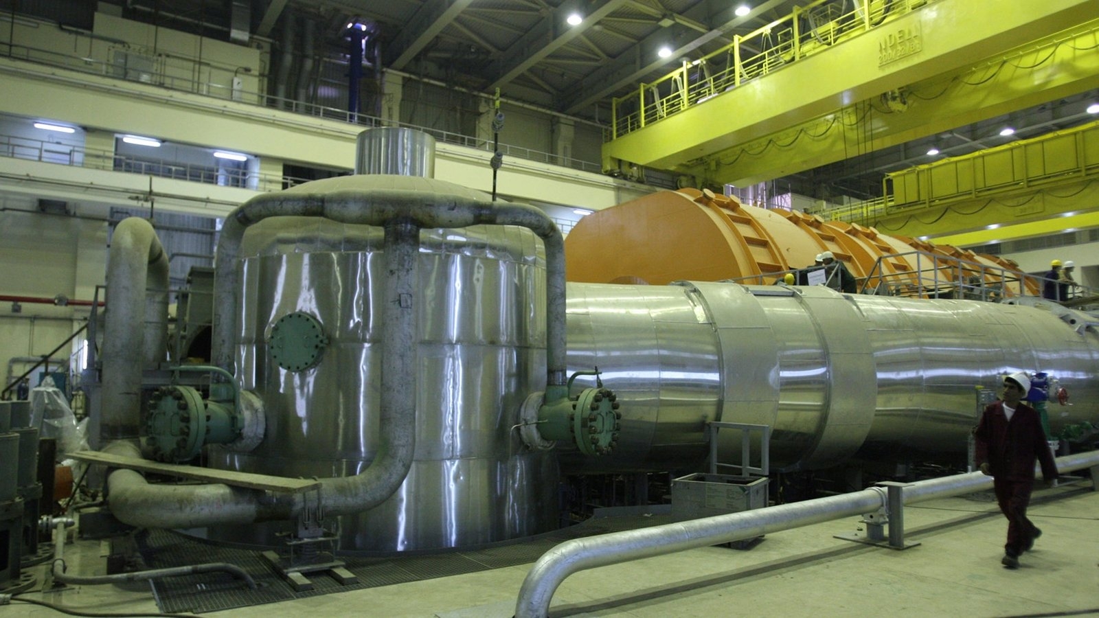 UN nuclear watchdog says Iran in breach of obligations, Iran announces counter-measures