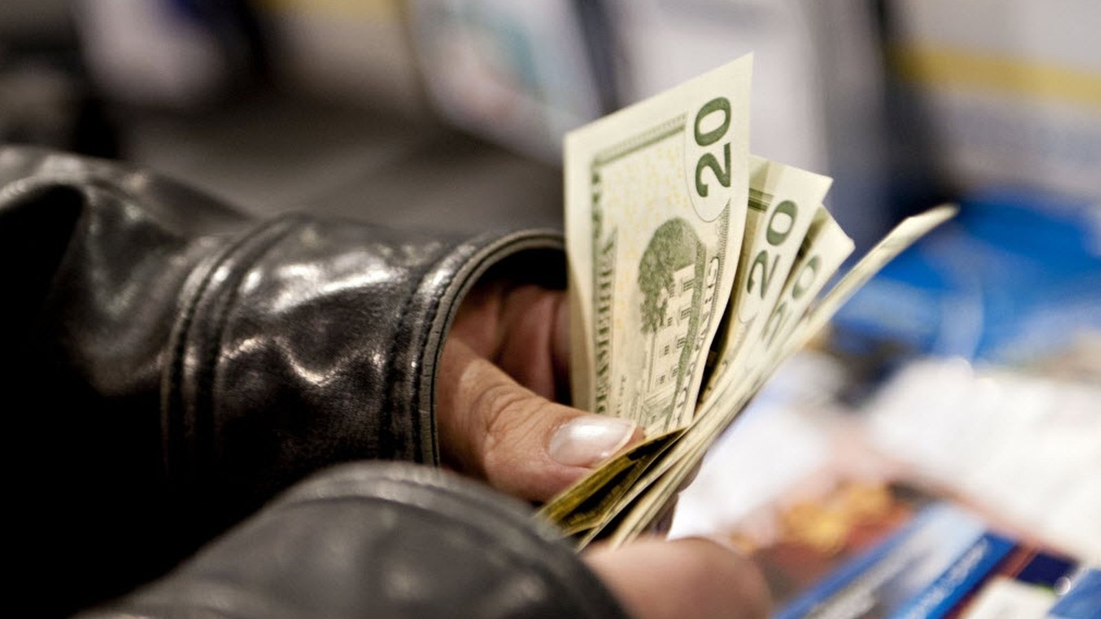 Irish prices 11% higher for US tourists as dollar falls