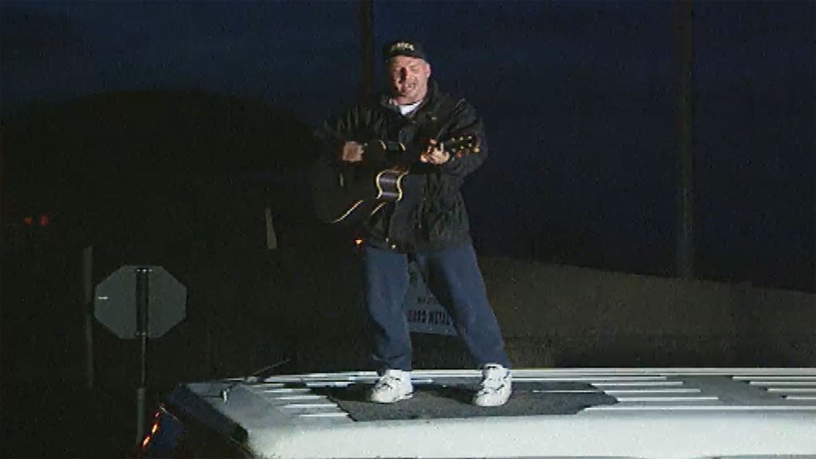 On This Week: Garth Brooks serenades fans and history made for Irish women's soccer