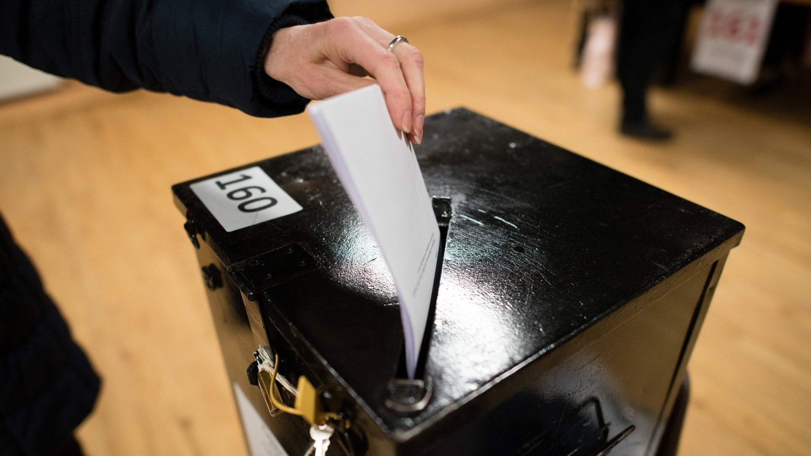 Sinn Féin tables motion to extend presidential voting rights to NI and overseas