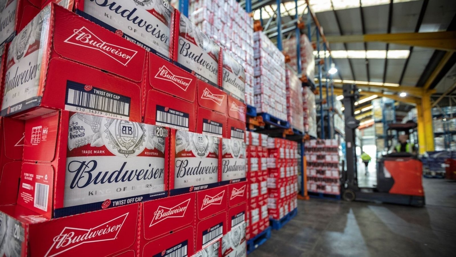 Budweiser-maker AB InBev to invest $300m in US facilities