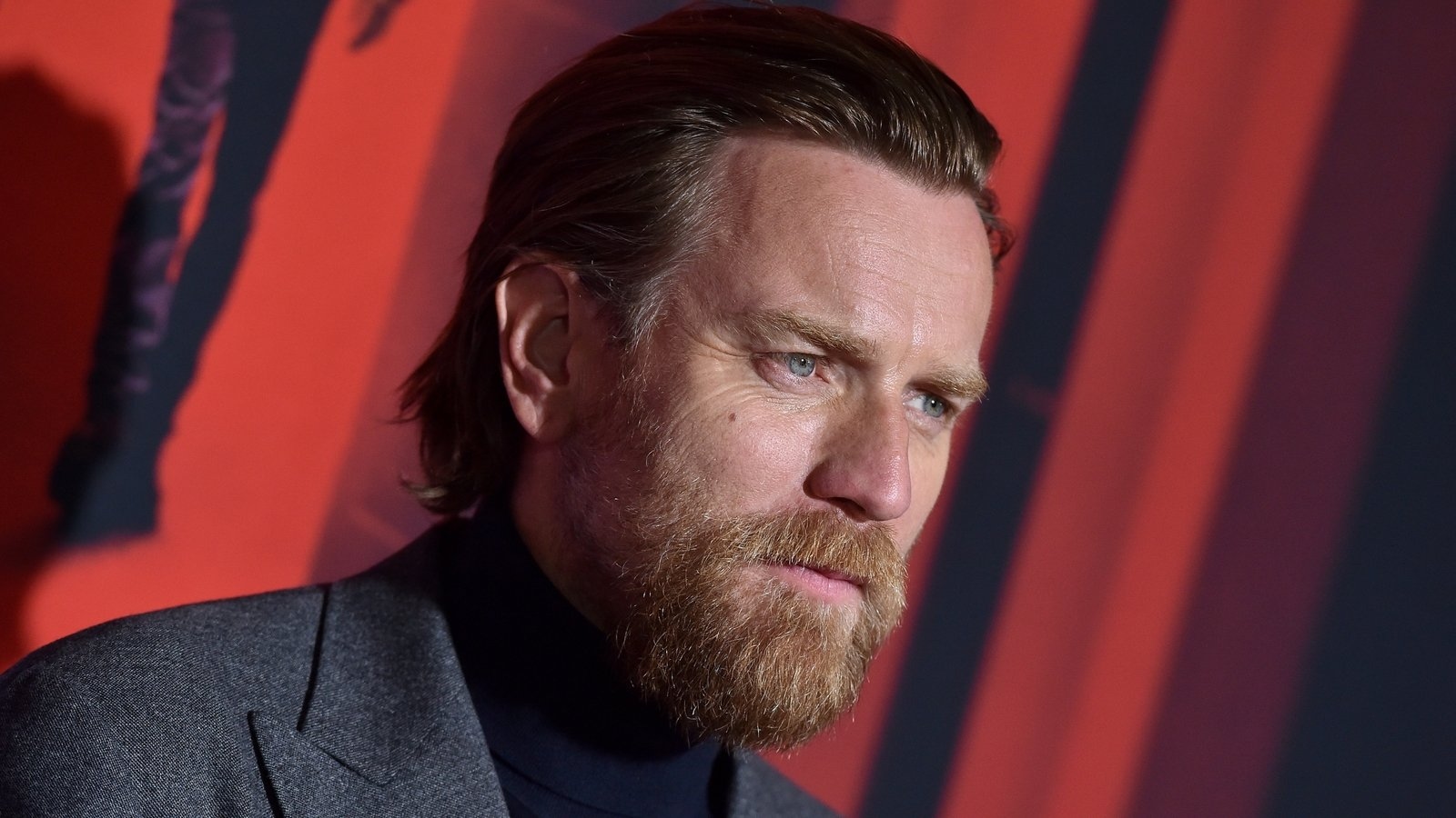 Ewan McGregor: 'I really let myself down' by swearing