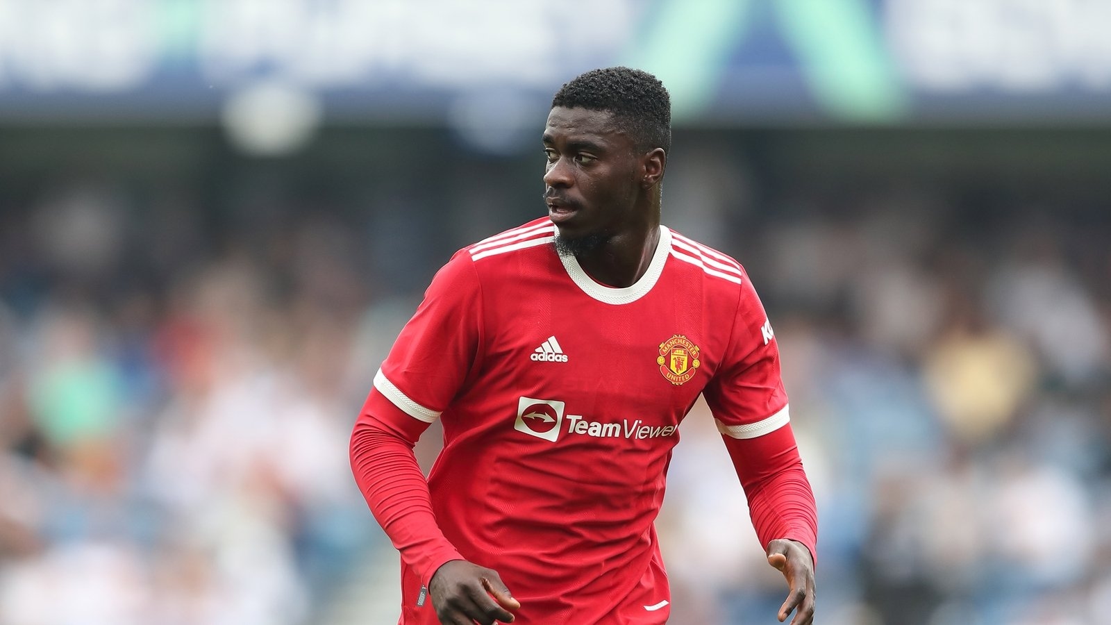 Axel Tuanzebe sues Manchester United over 'clinical negligence'