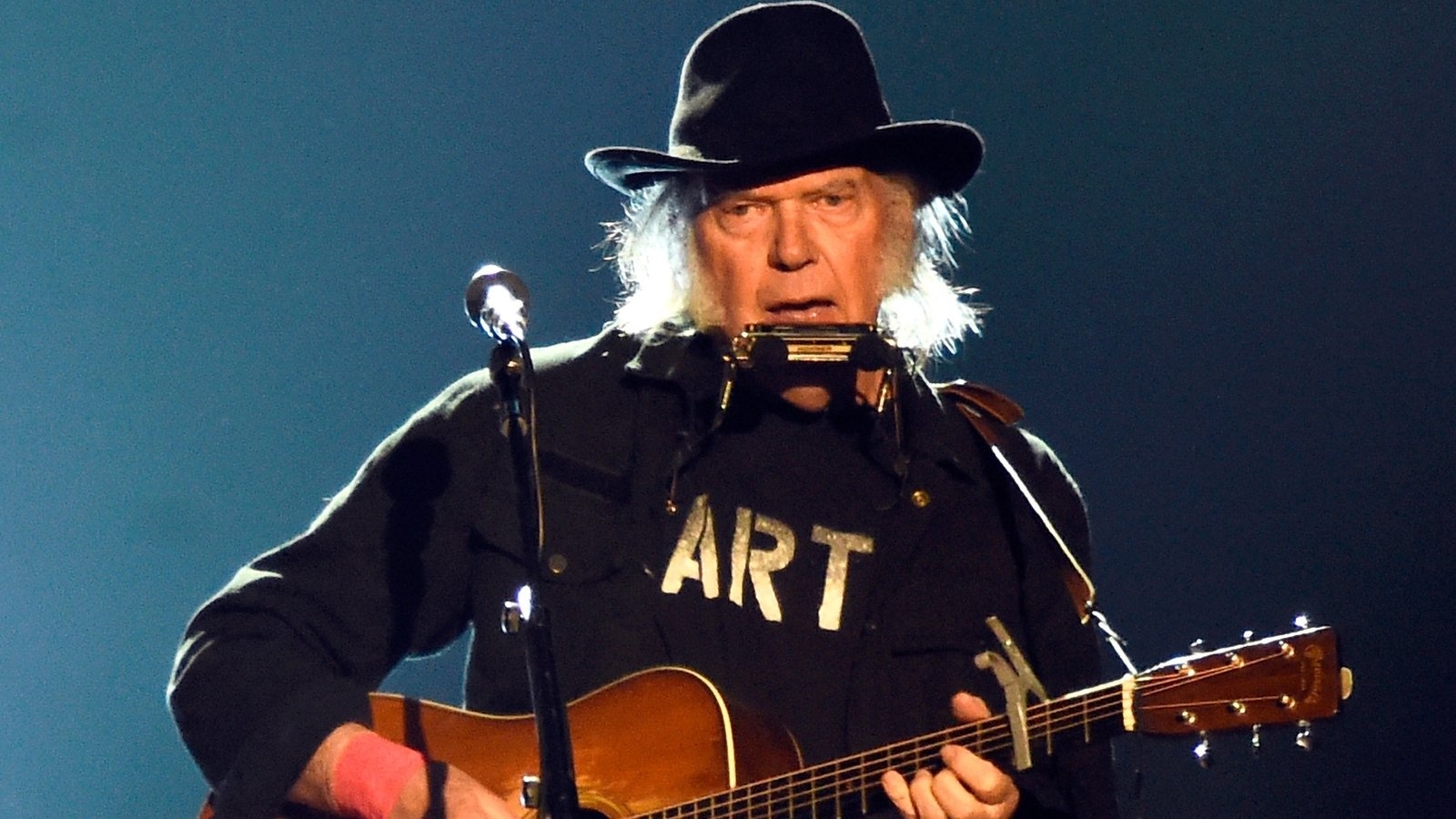 BBC says it will not show Neil Young's Glastonbury Festival headline set live