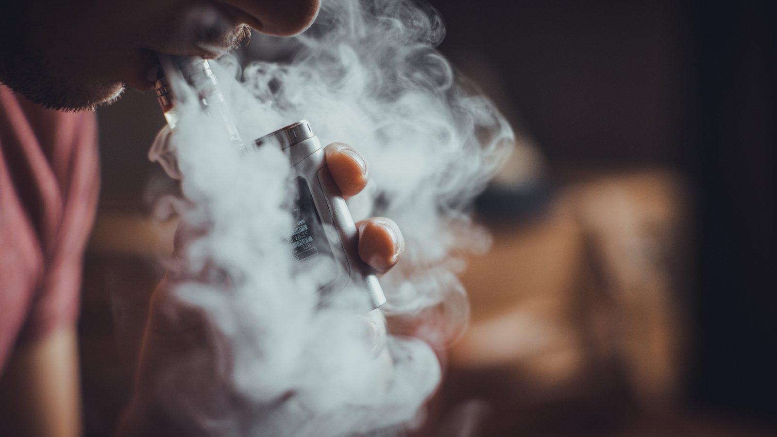 New legislation to oblige newsagents to hide vapes in same way they do for tobacco