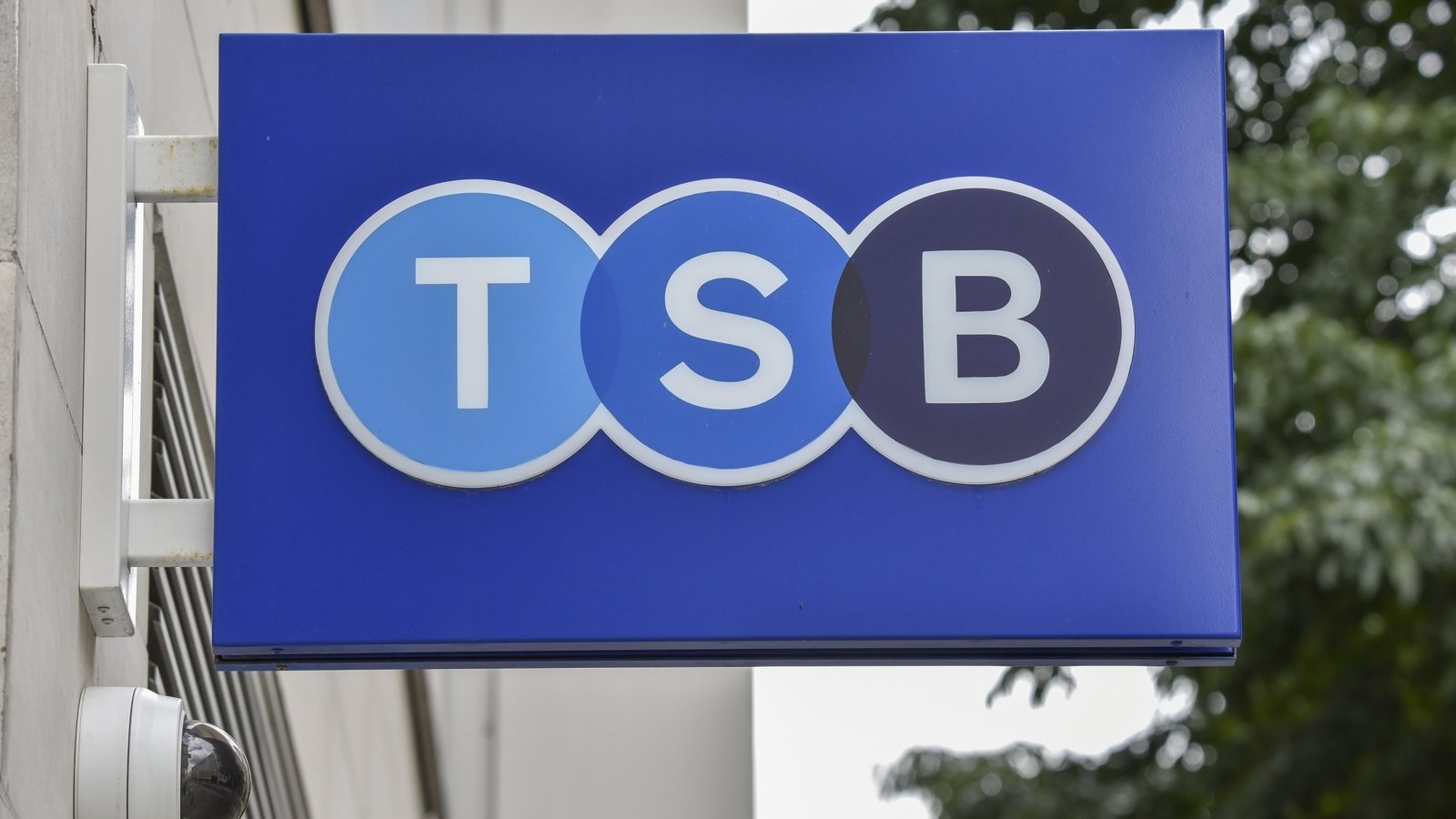 Santander bolsters presence in UK with acquisition of TSB for £2.54 billion