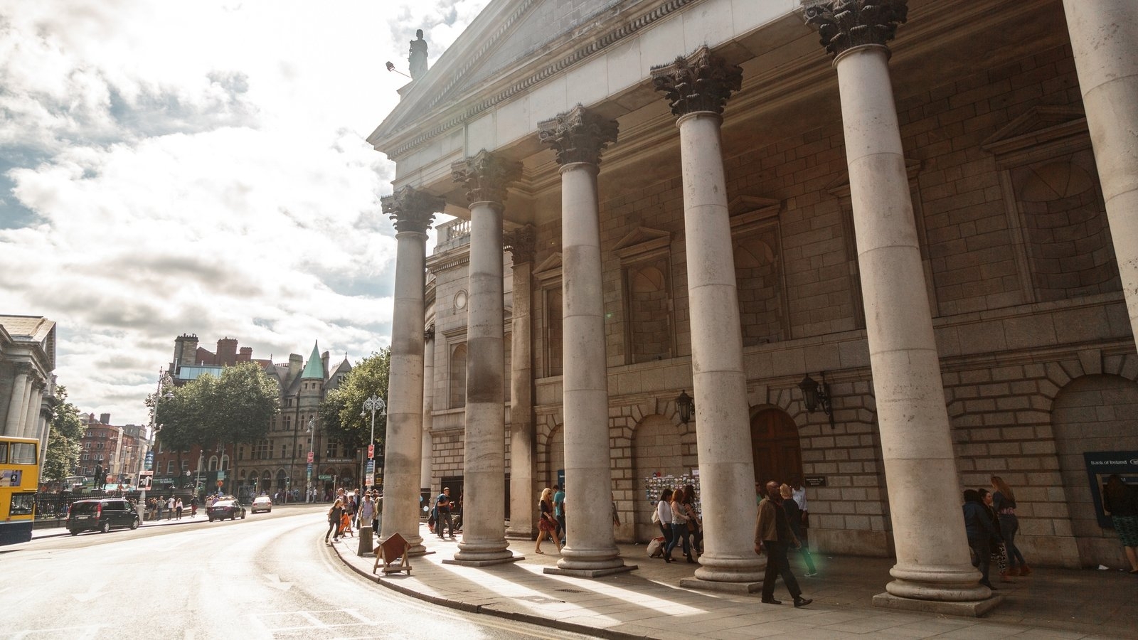 Bank of Ireland begins €36m College Green revamp work