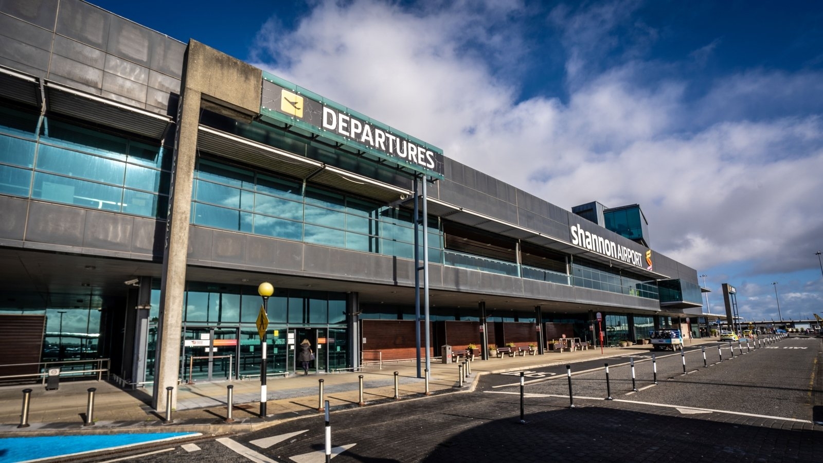 Almost 2,000 US military flights stopped in Ireland over three years