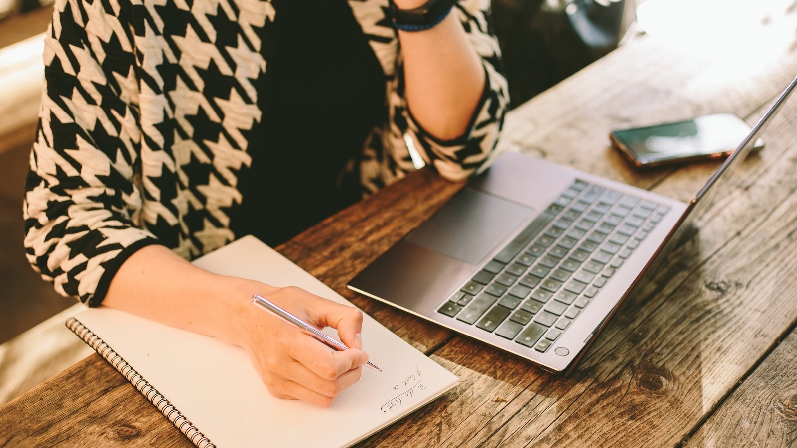 Why your long list of unfinished work tasks takes up so much time