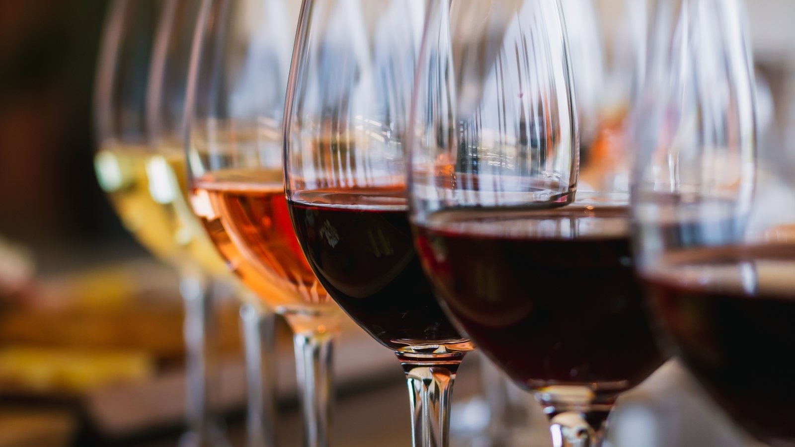 EU wine, spirits to face 15% US tariff from August 1, EU says