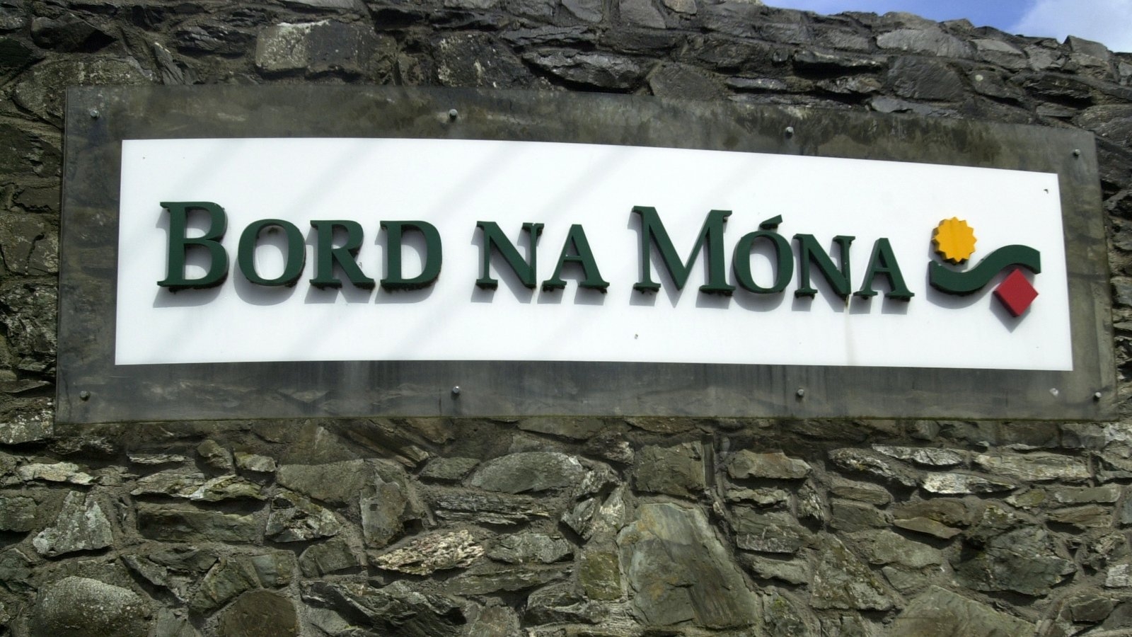 Bord na Móna Recycling workers to take strike action