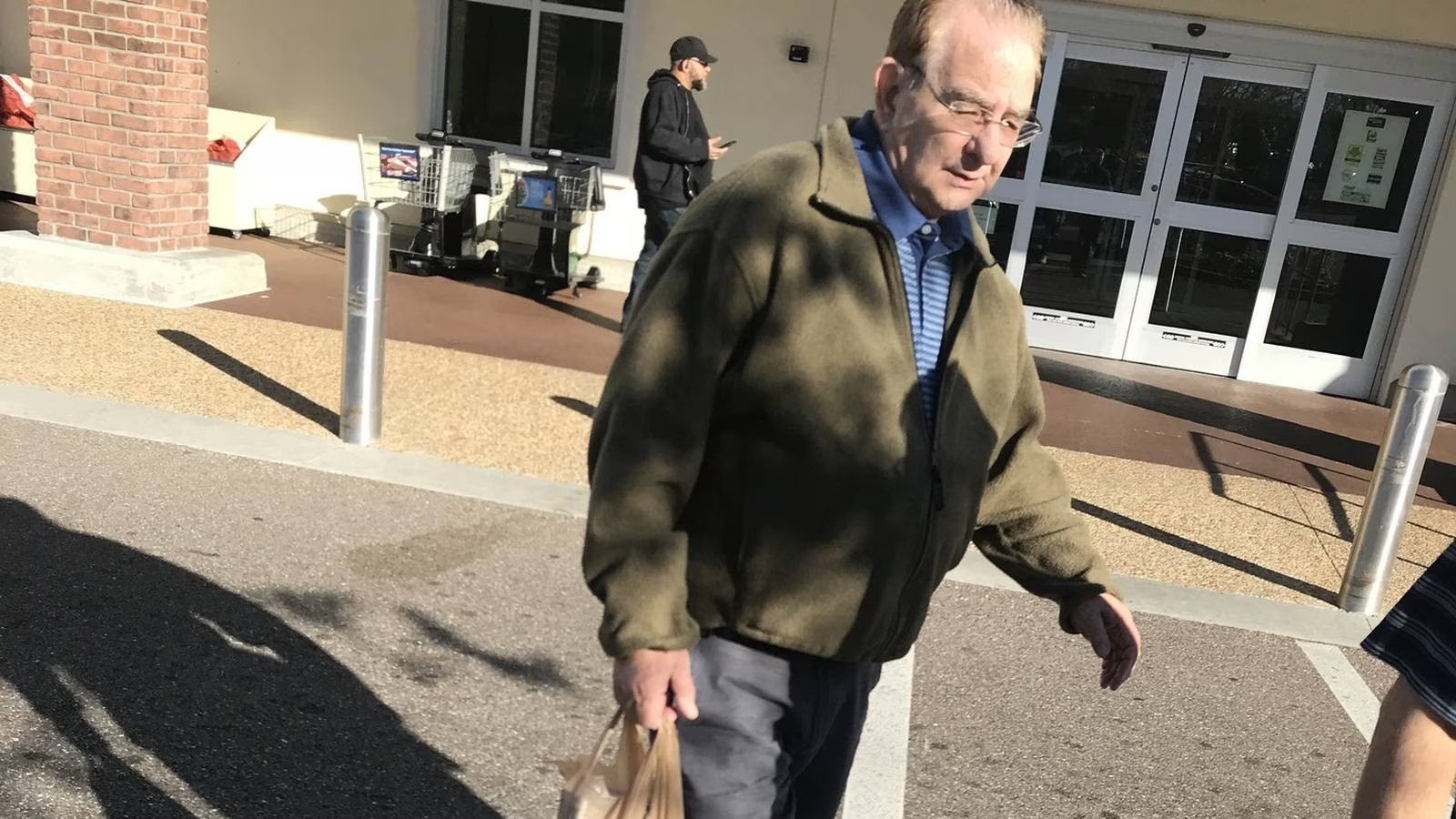Breaking Former swimming coach George Gibney arrested in US