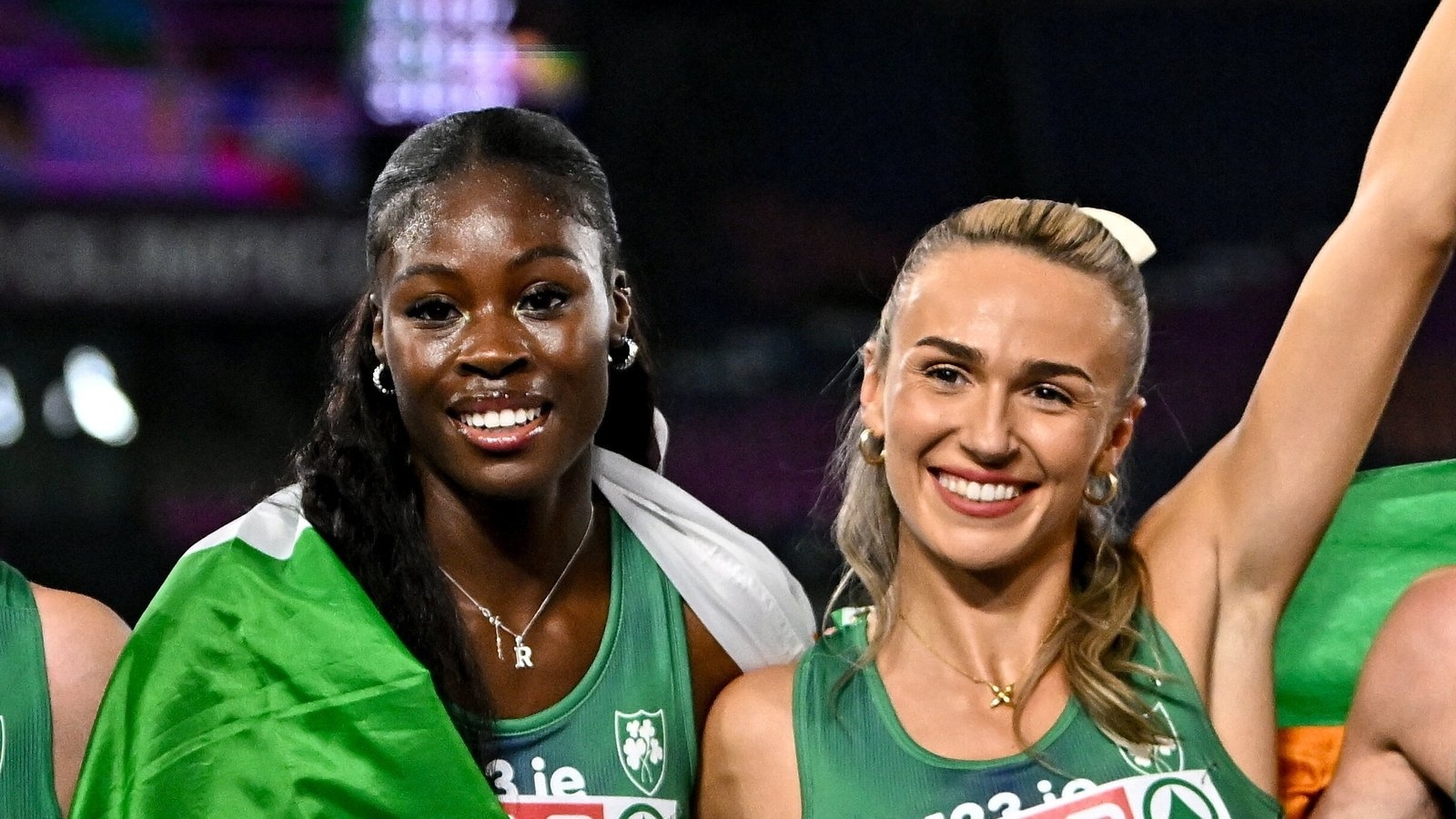 Ireland mixed relay team power into World Championships