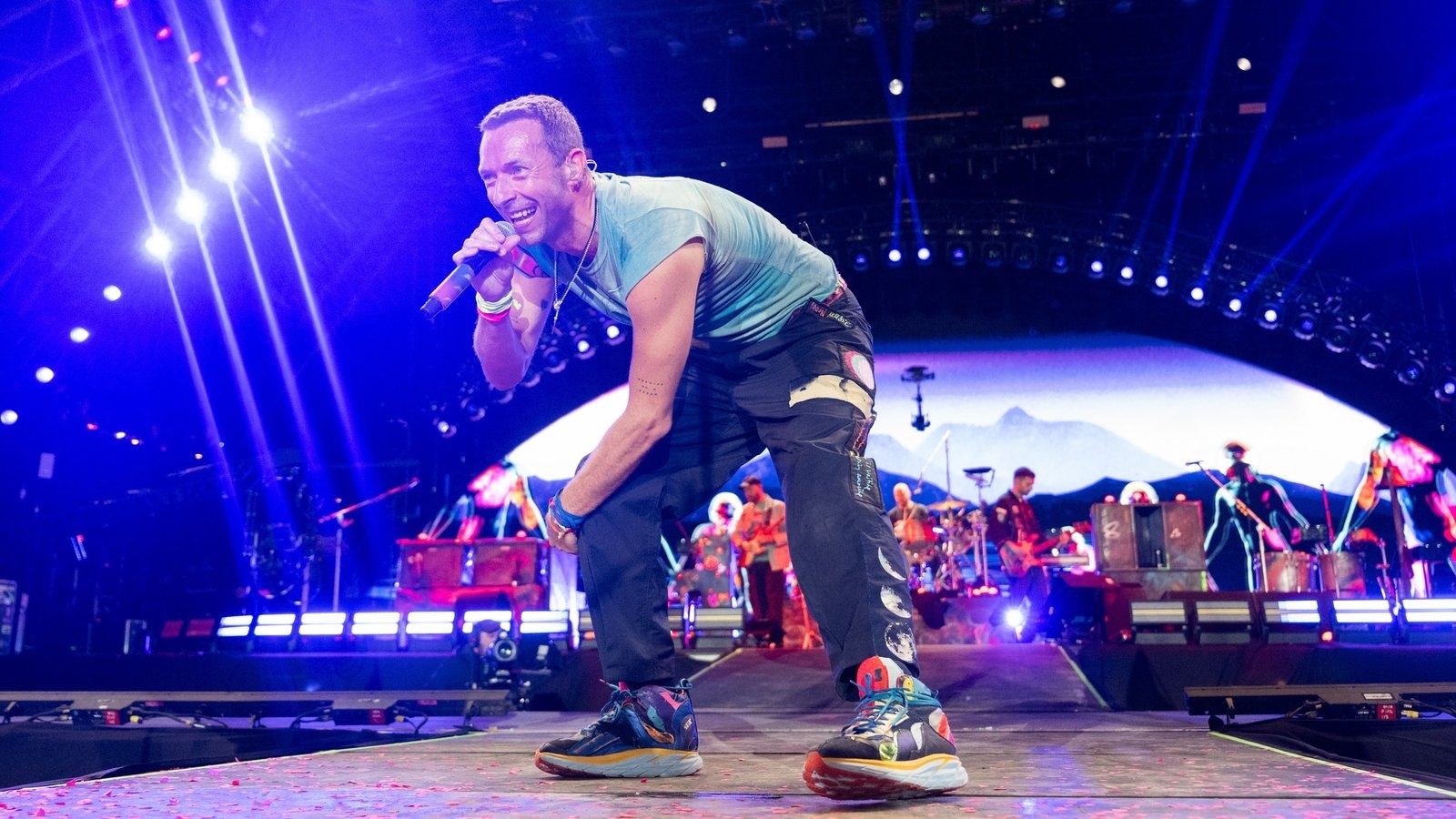 Coldplay to reissue nine albums on recycled vinyl