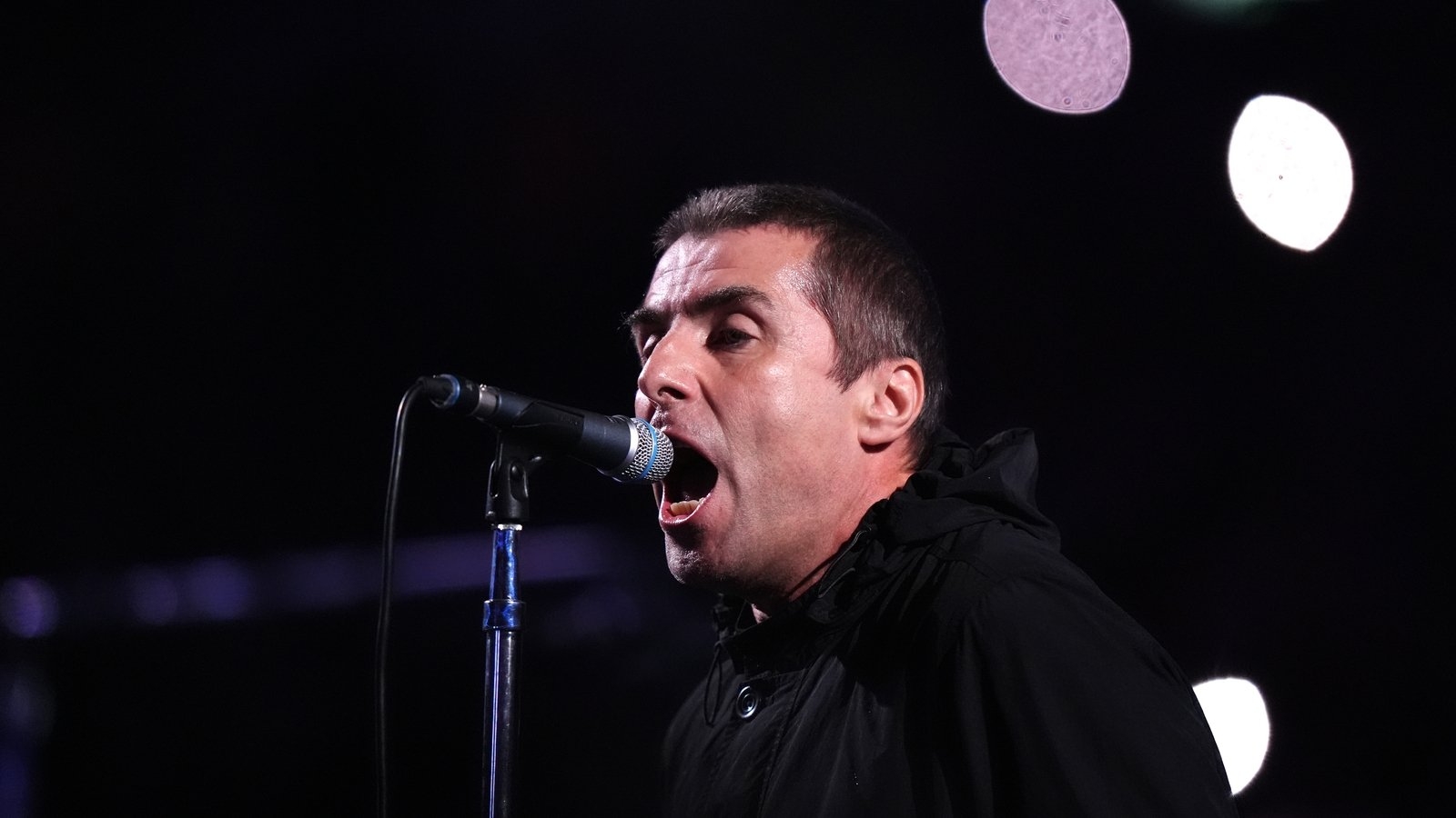 Liam Gallagher lashes council for disparaging fans