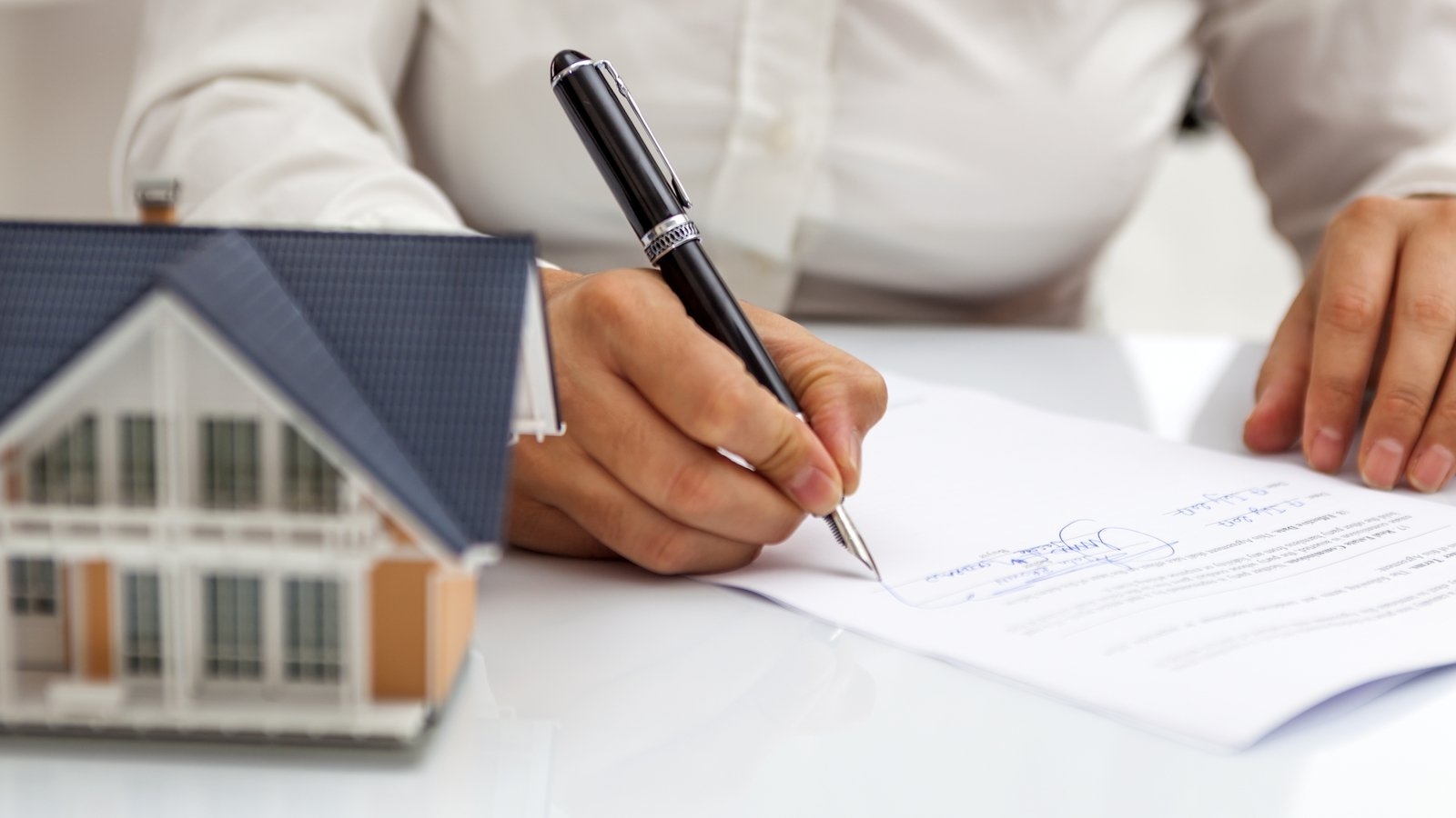 What do falling interest rates mean for borrowers and savers?
