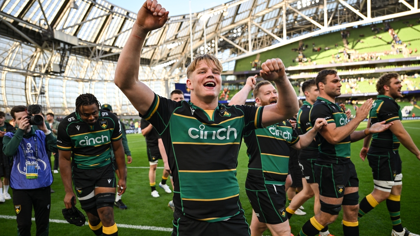 'Simply jumps into it and embraces the contest' - England boss backs Henry Pollock to star on Lions tour