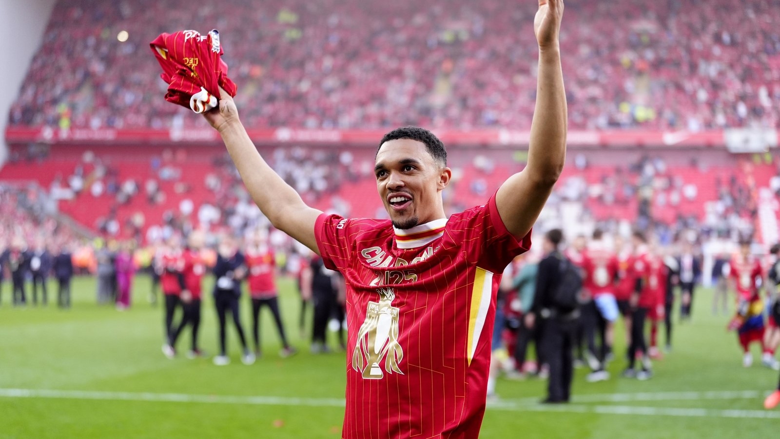 Trent Alexander-Arnold signs for Real Madrid in time for Club World Cup