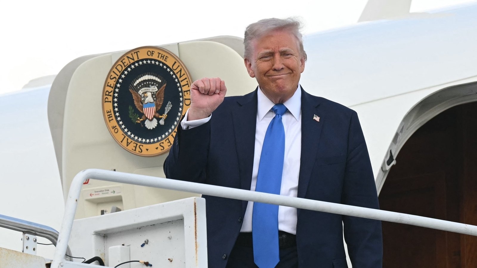 Behind the Story: Trump's crypto schemes, 'worthless' deals, and Qatar's wooden horse