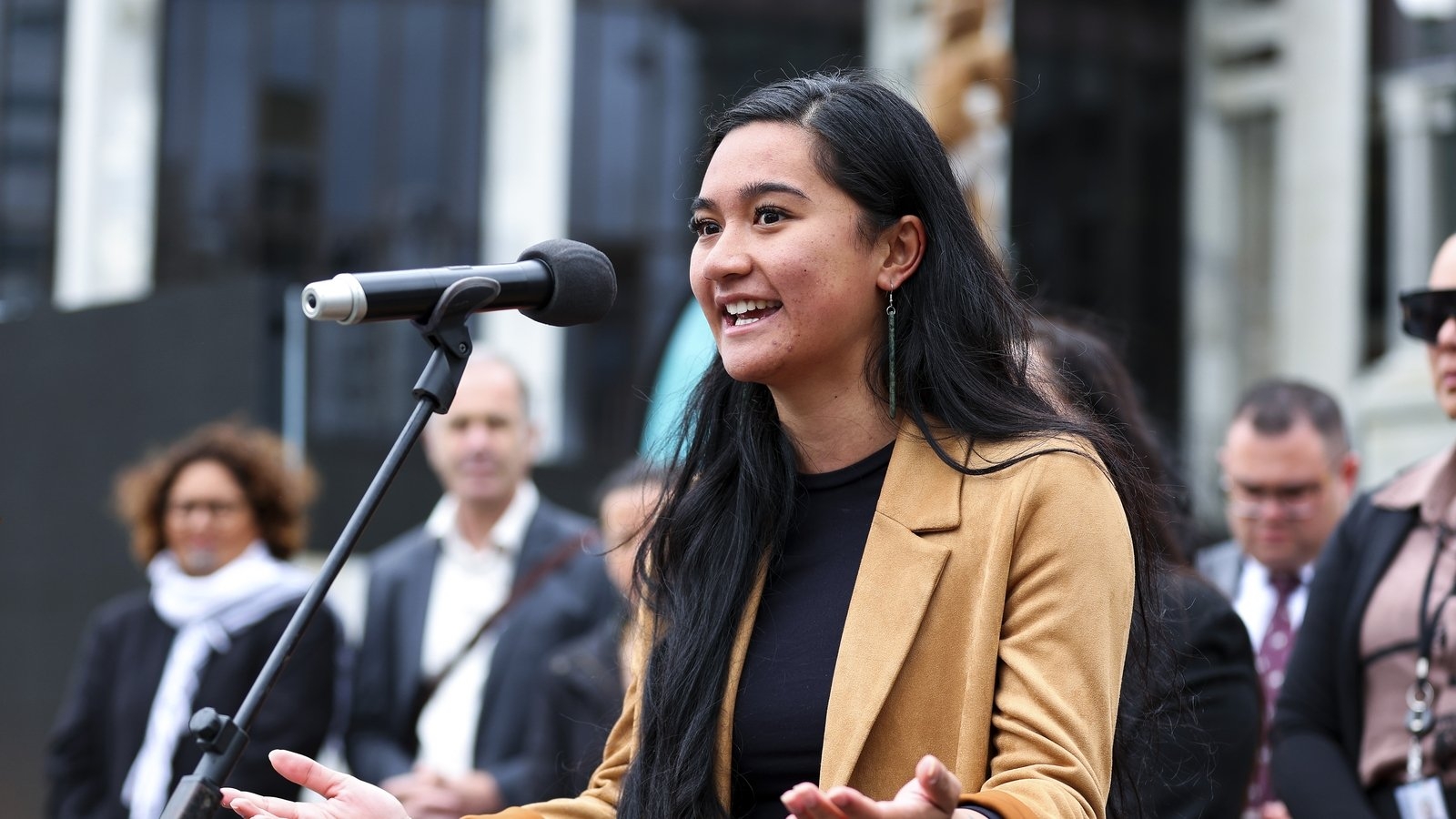 New Zealand set to suspend Maori politicians over protest haka