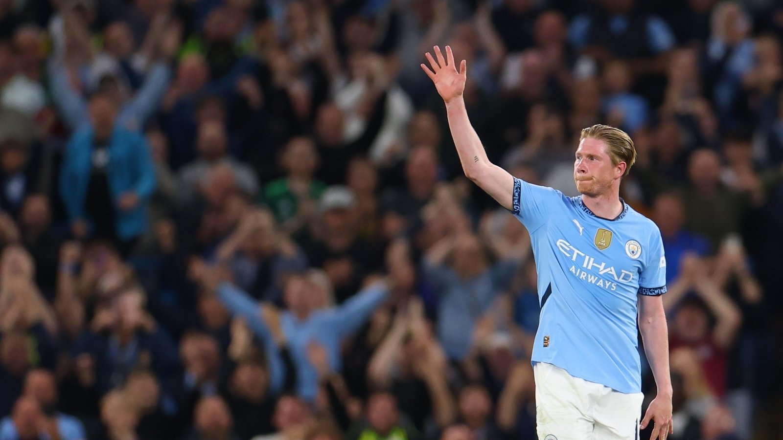 Premier League wrap: Manchester City close in on Champions League spot
