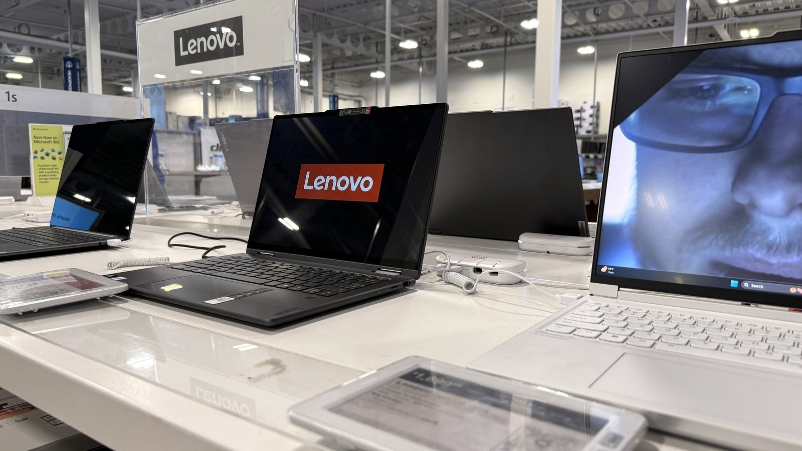 China's Lenovo posts quarterly profit far short of estimate