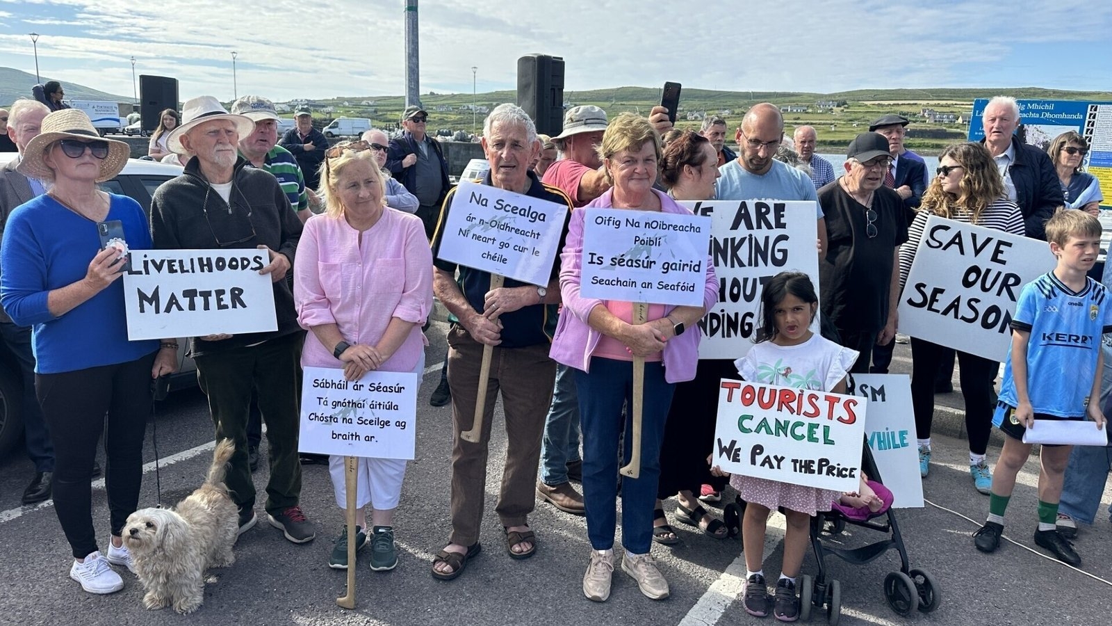 Protest held over closure of Sceilg Mhichíl to visitors